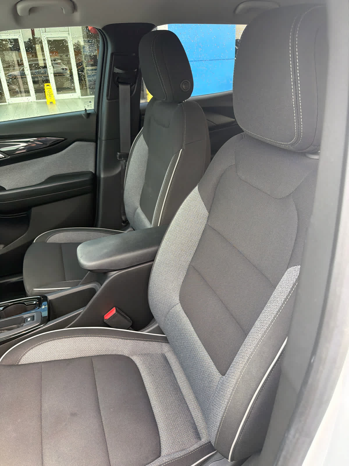 Used 2024 Chevrolet TrailBlazer LT w/ Driver Confidence Package FWD image 16