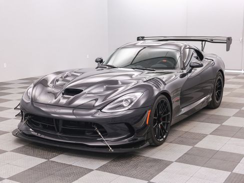 Used 2017 Dodge Viper ACR w/ Extreme Aero Package RWD image 7