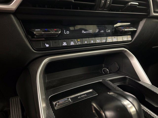 Used 2025 MAZDA CX-90 3.3 Turbo w/ Preferred Package AWD/4WD image 14