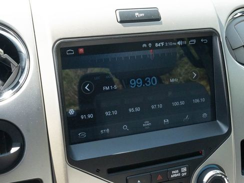 Used 2013 Ford F150 XLT w/ XLT Chrome Pkg image 5