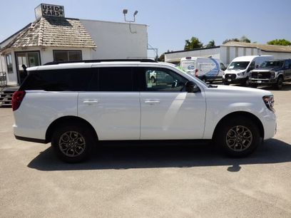 Used 2025 Ford Expedition Active