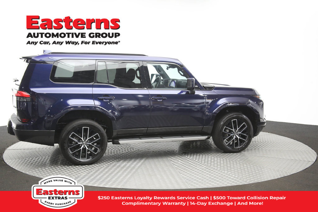 Used 2025 Lexus GX 550 w/ Accessory Package (2T) AWD/4WD image 48