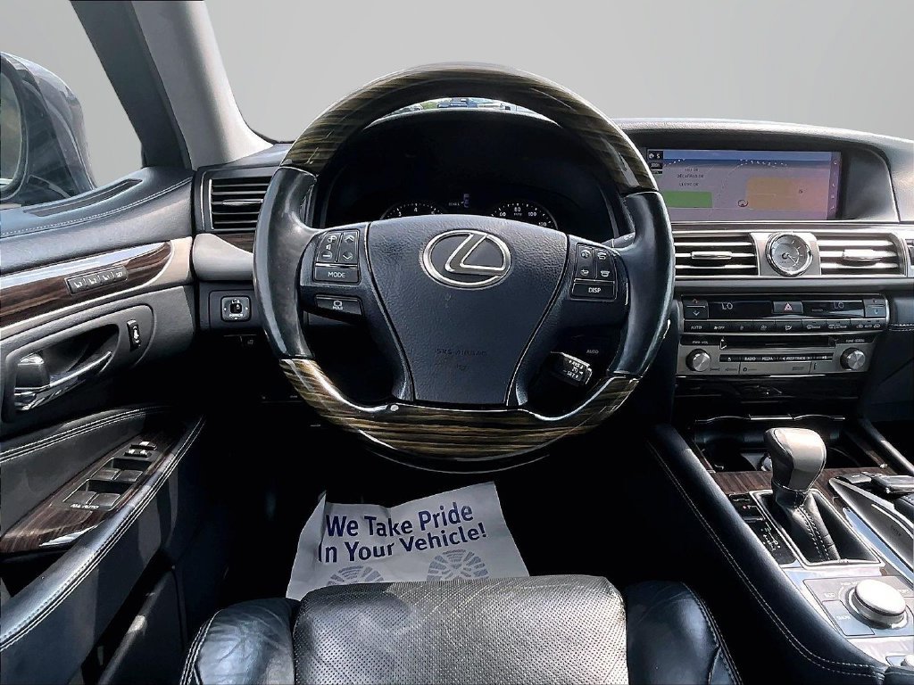 Used 2016 Lexus LS 460 AWD w/ Comfort Package image 5