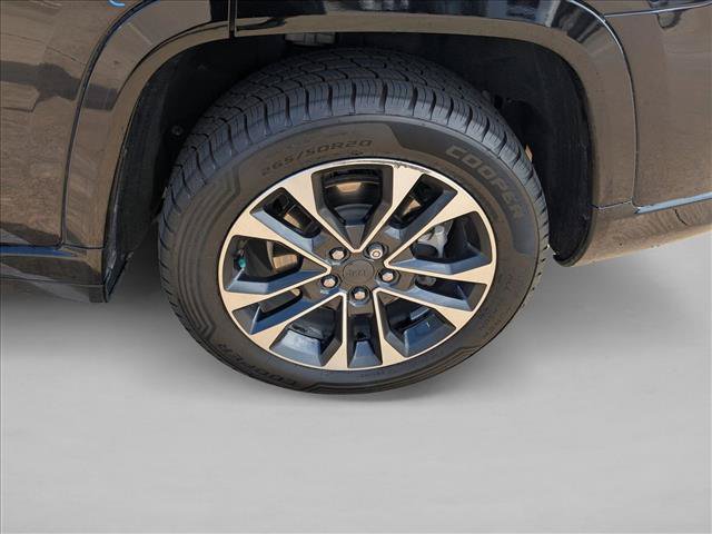 Used 2021 Jeep Grand Cherokee L Overland w/ Advanced Protech Group III AWD/4WD image 21