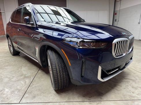 Used 2026 BMW X5 xDrive40i w/ Premium Package AWD/4WD image 7