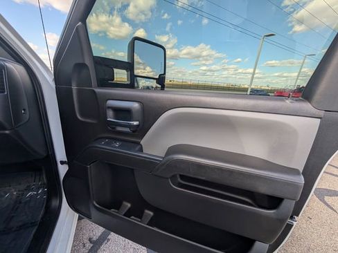 Used 2017 Chevrolet Silverado 3500 W/T w/ WT Convenience Package image 5