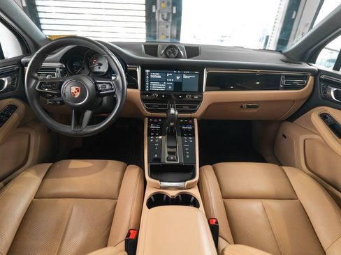 Certified 2023 Porsche Macan S AWD/4WD image 15