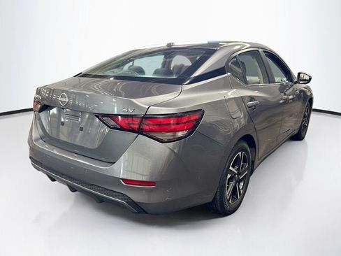 Used 2024 Nissan Sentra SV FWD image 5