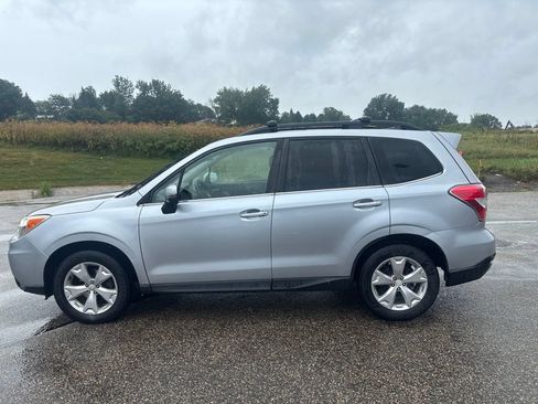 Used 2014 Subaru Forester 2.5i Touring AWD/4WD image 8