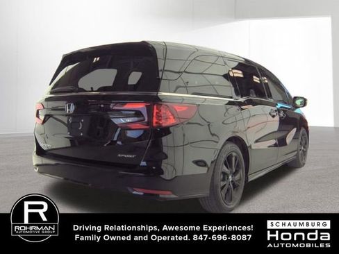 Used 2024 Honda Odyssey Sport image 2