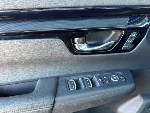 Used 2025 Honda CR-V EX-L image 11