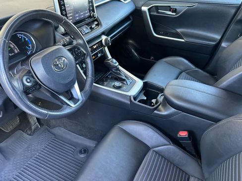 Used 2021 Toyota RAV4 XSE w/ XSE Grade Weather Package AWD/4WD image 11