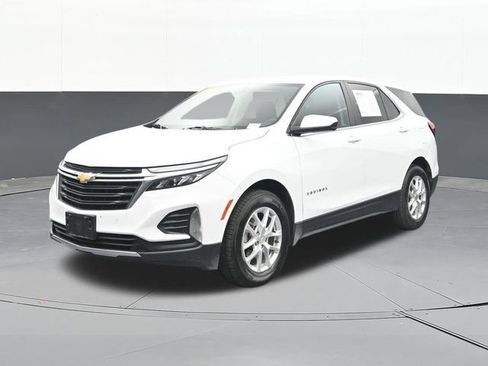 Used 2024 Chevrolet Equinox LT FWD image 3