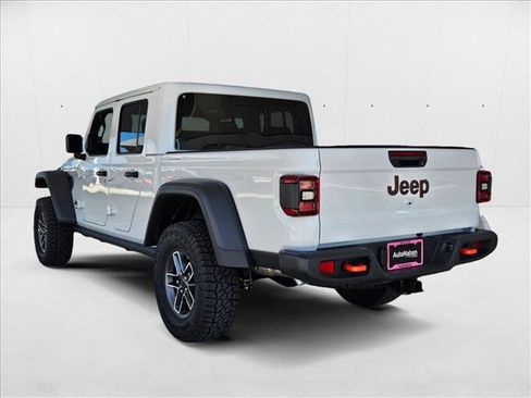 New 2025 Jeep Gladiator Mojave w/ Convenience Group image 9