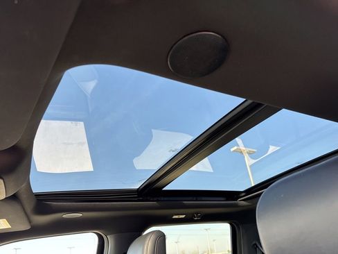 Certified 2025 Ford F150 Raptor image 5