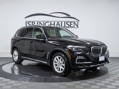 Used 2019 BMW X5 xDrive40i w/ Convenience Package AWD/4WD image 3