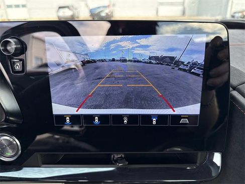 Used 2023 Chevrolet Corvette Z06 w/ Z07 Performance Package image 17