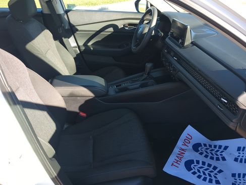 Certified 2024 Honda Accord EX image 31