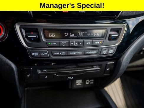 Used 2020 Honda Pilot Touring image 29