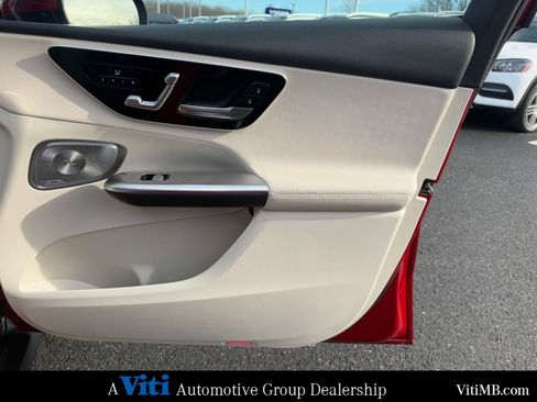 Certified 2025 Mercedes-Benz GLC 300 4MATIC image 28