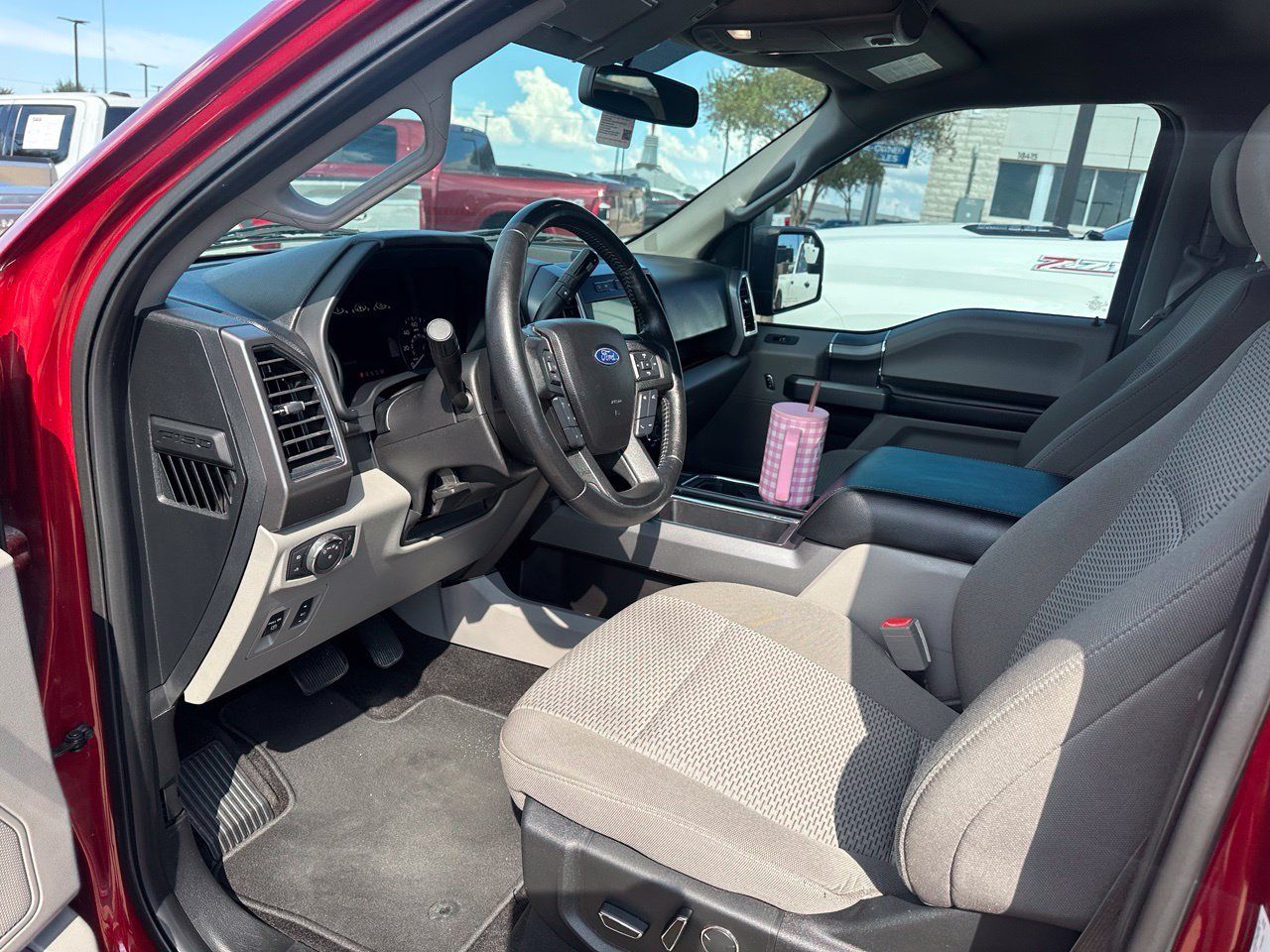 Used 2018 Ford F150 XLT w/ Equipment Group 302A Luxury AWD/4WD image 10