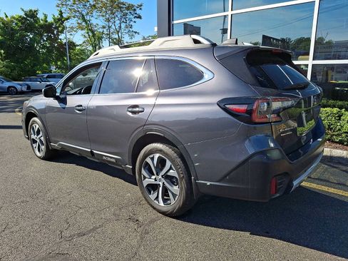 Used 2022 Subaru Outback Touring XT AWD/4WD image 6