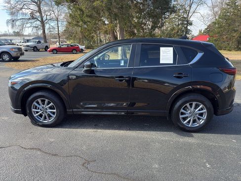 Used 2024 MAZDA CX-5 AWD 2.5 S w/ Select Package image 11