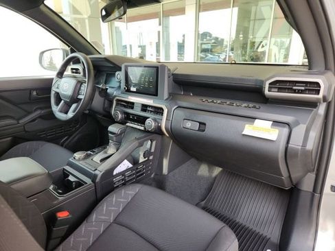 Used 2026 Toyota Tacoma SR image 22