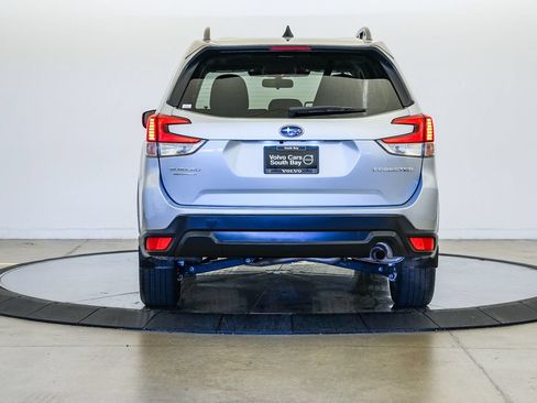 Used 2024 Subaru Forester Premium AWD/4WD image 3