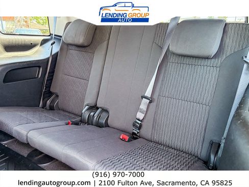 Used 2018 Chevrolet Tahoe LS AWD/4WD image 18