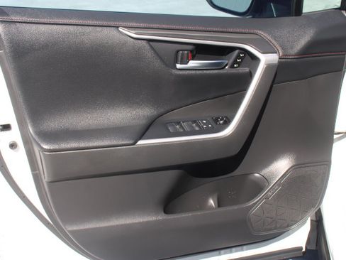 Used 2021 Toyota RAV4 XSE w/ Premium Package AWD/4WD image 10