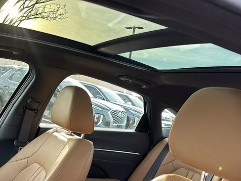 Used 2021 Hyundai Sonata Limited image 25