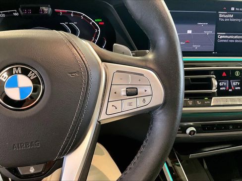Used 2020 BMW X7 xDrive40i w/ Premium Package AWD/4WD image 23