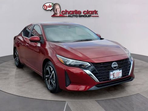 Used 2024 Nissan Sentra SV FWD image 7