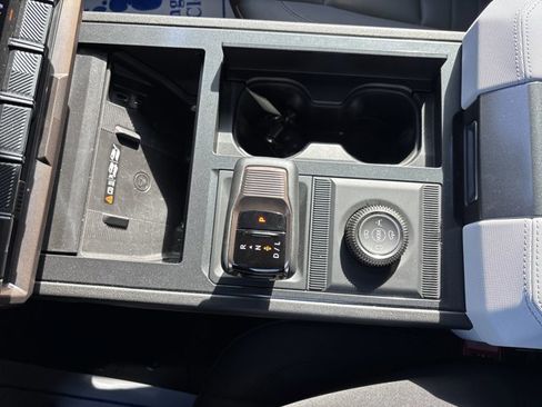 Used 2025 GMC Hummer EV 2X AWD/4WD image 23