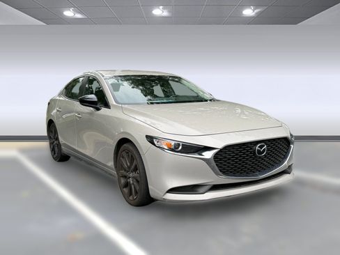 Used 2025 MAZDA MAZDA3 s FWD image 5