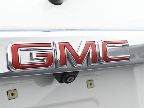 Used 2023 GMC Acadia Denali image 21