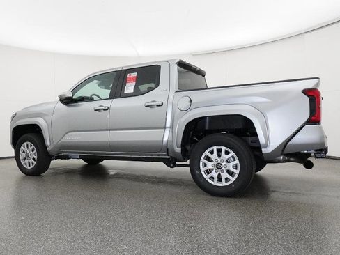 New 2026 Toyota Tacoma SR5 image 12