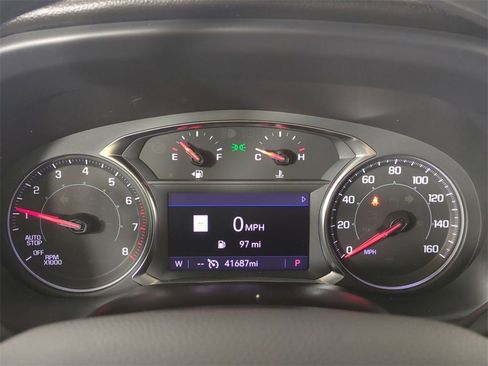 Certified 2023 GMC Acadia SLE w/ Driver Convenience Package image 11