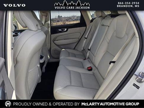 New 2026 Volvo XC60 B5 Ultra w/ Protection Package Premier AWD/4WD image 14
