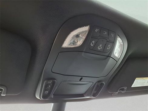 New 2026 Chrysler Pacifica Limited image 26