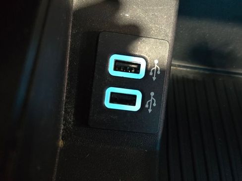 Used 2017 Ford F150 Raptor w/ Equipment Group 802A Luxury image 33