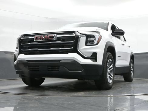 Used 2025 GMC Terrain Elevation AWD/4WD image 44