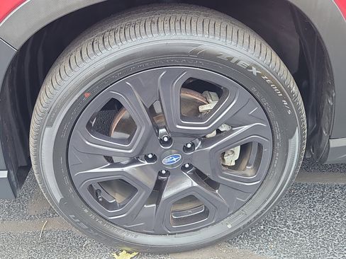 Used 2023 Subaru Ascent Onyx Edition image 4