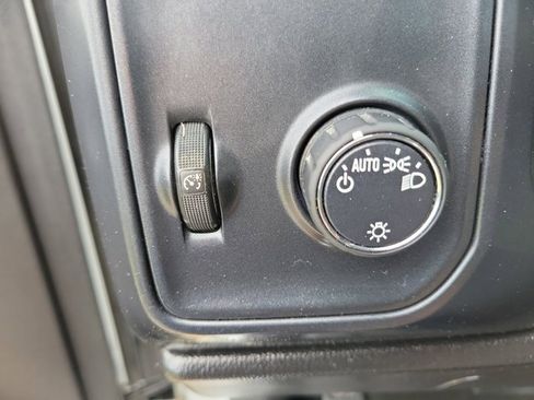 Used 2017 GMC Sierra 2500 Base image 21