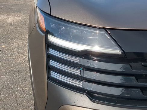 Used 2026 Nissan Kicks SV image 10