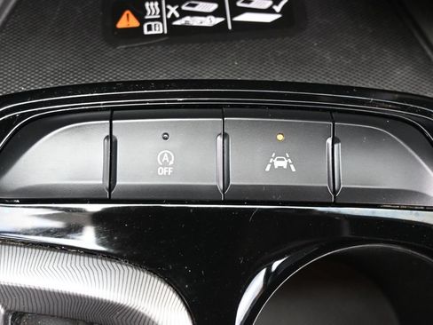 Used 2024 Buick Envista Sport Touring w/ Convenience I Package FWD image 26