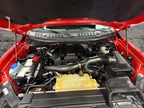 Used 2018 Ford F150 Raptor w/ Equipment Group 802A Luxury image 21