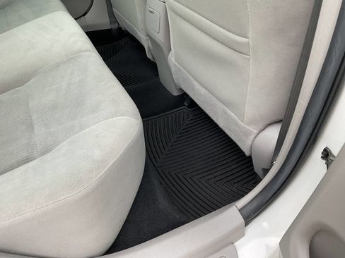 Used 2013 Toyota Corolla LE w/ Premium Pkg image 35