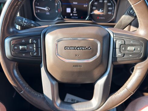 Used 2022 GMC Sierra 3500 Denali w/ Denali Ultimate Package AWD/4WD image 33